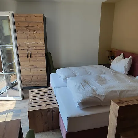 巴特戈伊瑟恩旅舍 旅馆