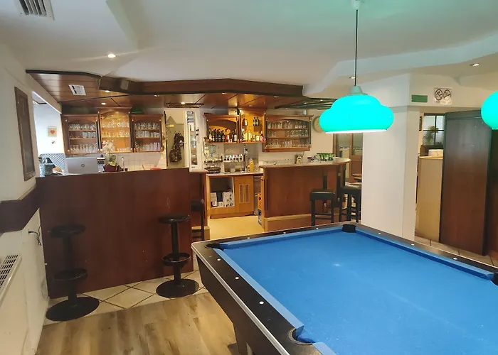 Hostel Bad Goisern Хостел *